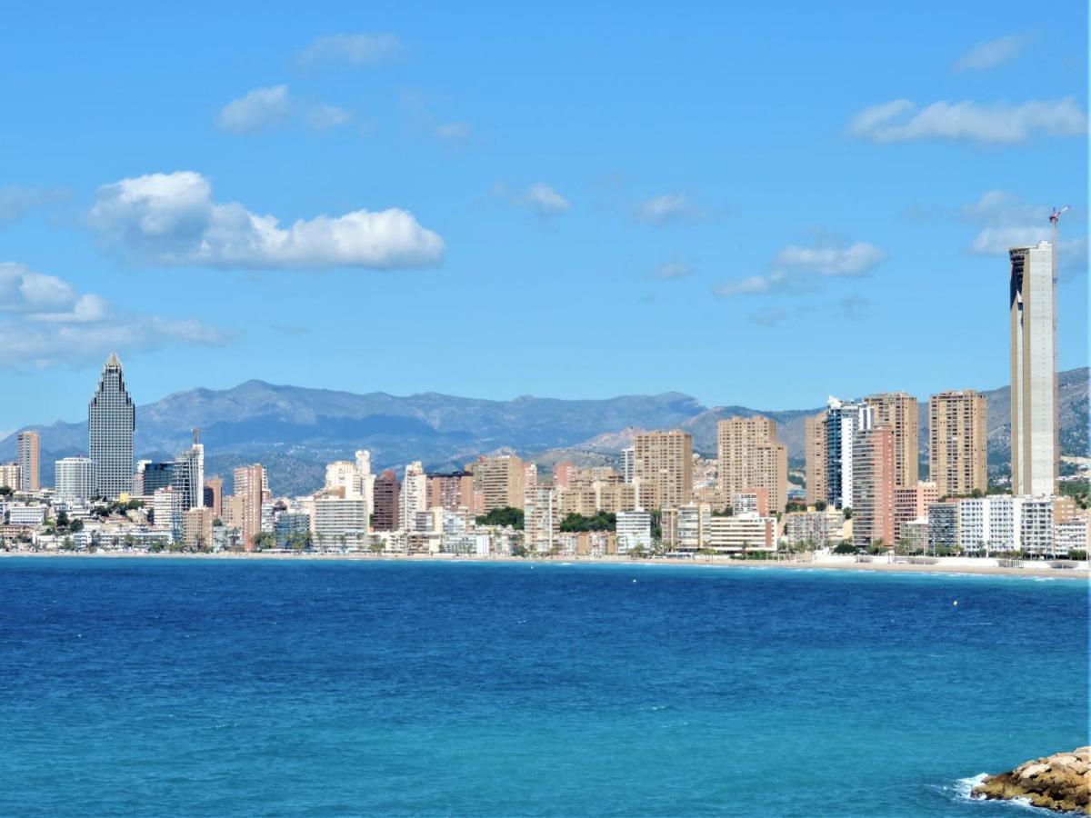 Sunset Waves By Apturist Benidorm Kültér fotó